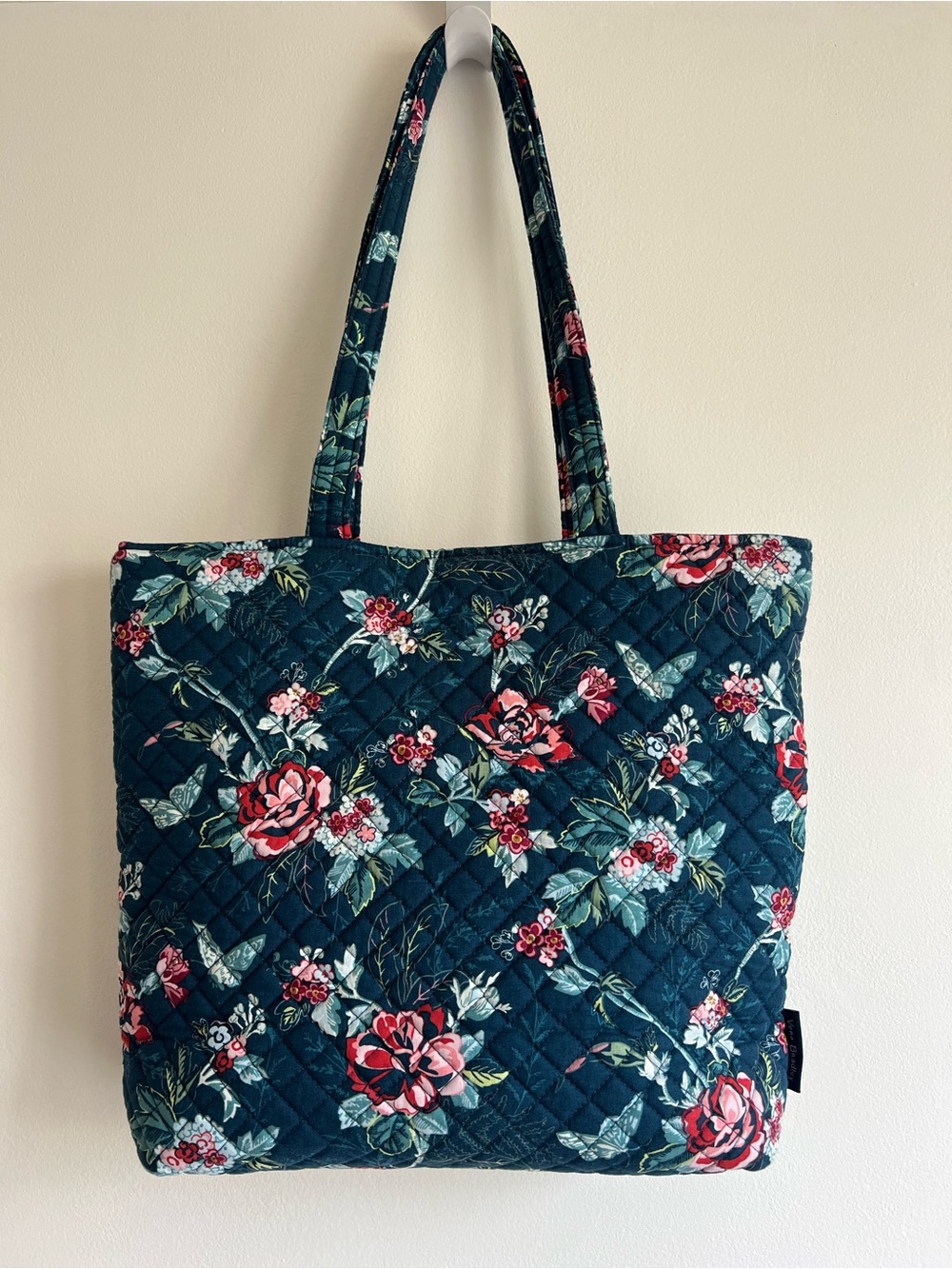 Vera Bradley Tote in Rose Toile